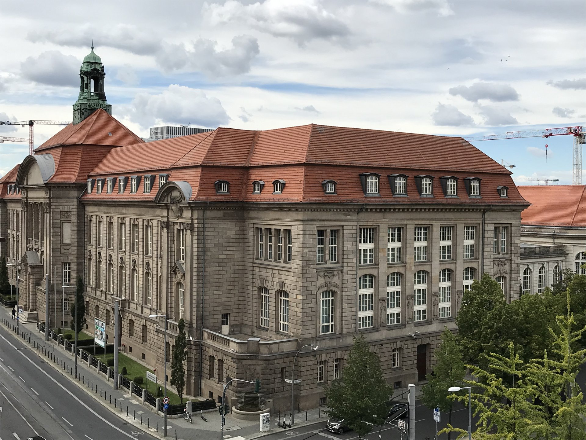 Außenansicht des Gebäudes des Bundeswirtschaftsministeriums BMWK