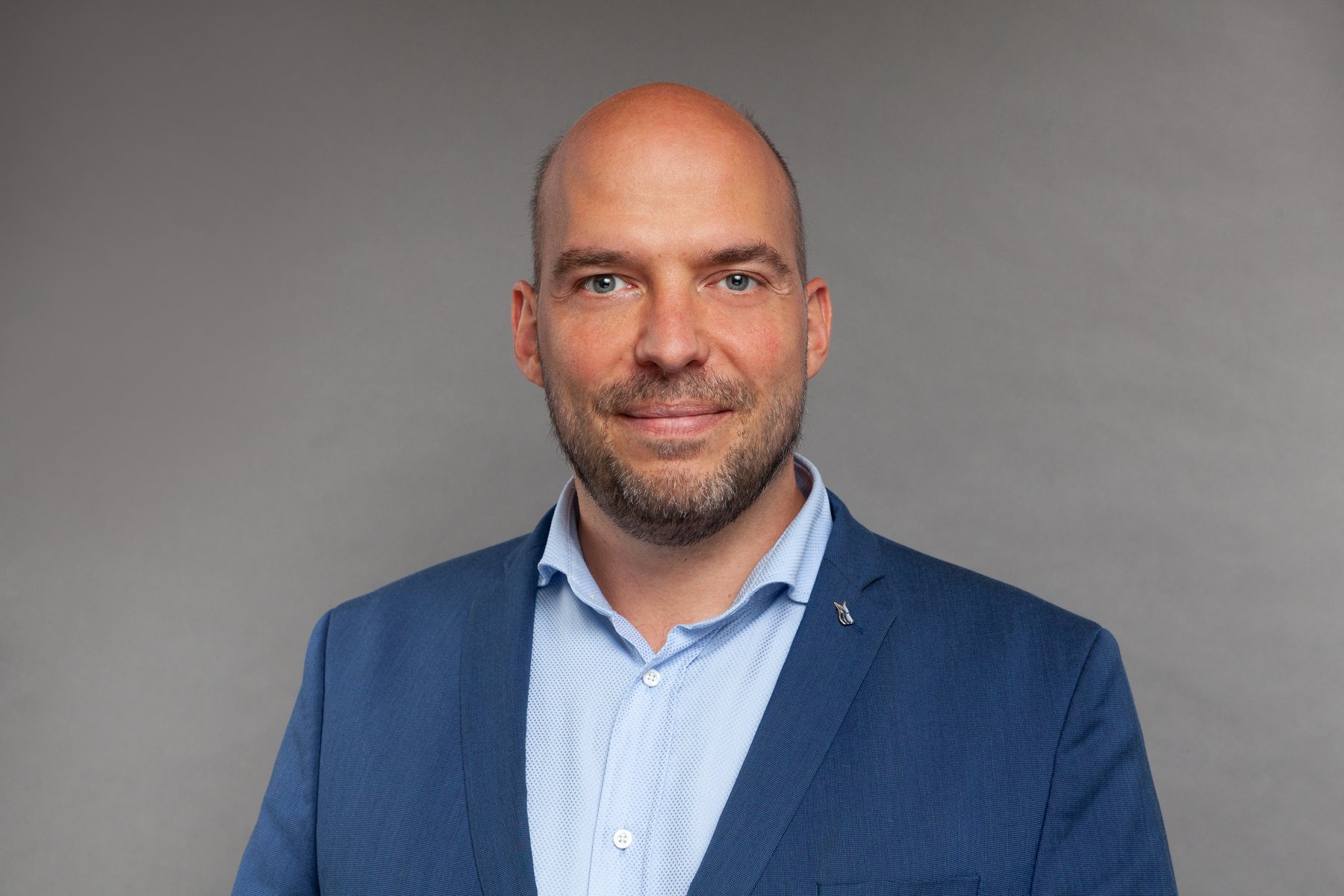 Portraitbild von Dr. Matthias Stark