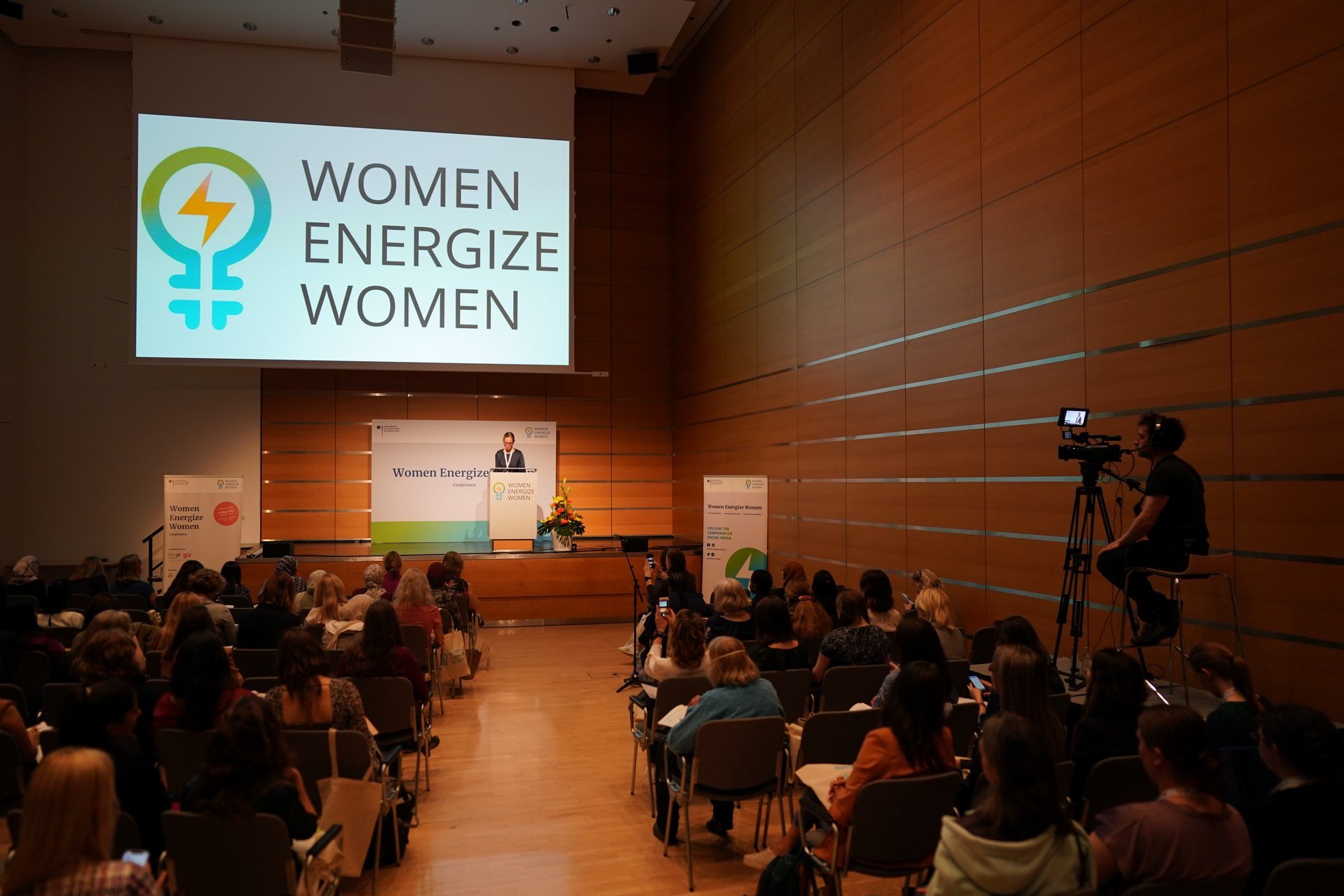 Blick in den Saal der 1. WEW-Konferenz