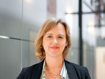 Bildbeschreibung: Portraitbild von Simone Jost