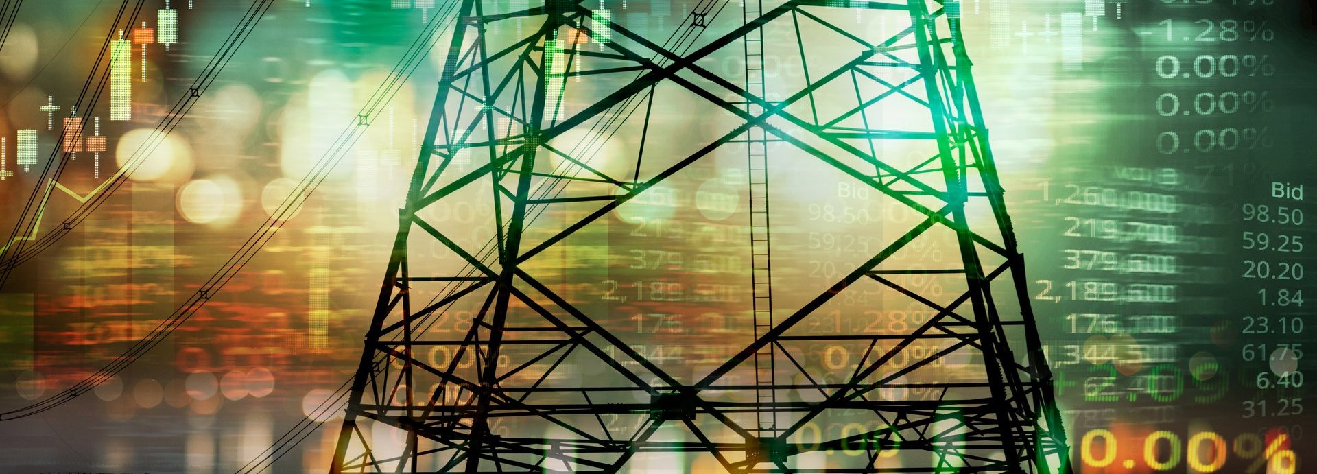 Beschreibung: Strommast mit Aktiengrafik im Hintergrund
