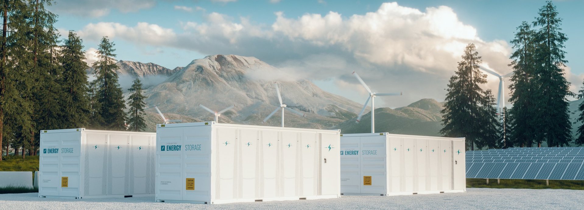 Beschreibung: Modernes Container-Batteriespeicherkraftwerk, begleitet von Sonnenkollektoren und Windkraftanlagen in der Natur mit Mount St. Helens im Hintergrund
