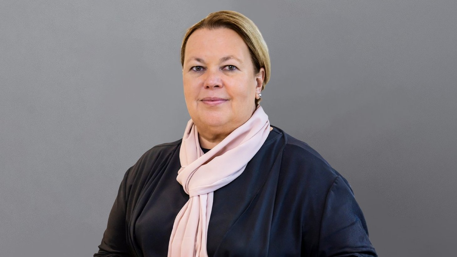 Portraitbild von Ursula Heinen Esser