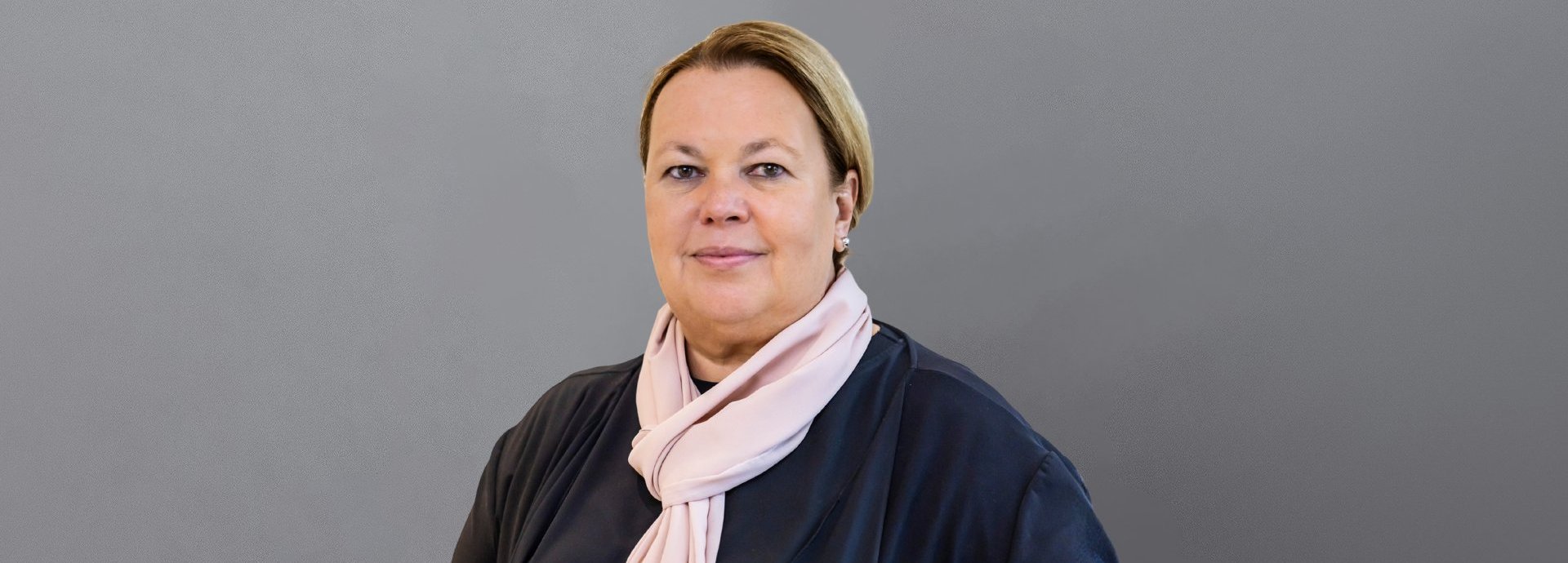 Portraitbild von Ursula Heinen Esser