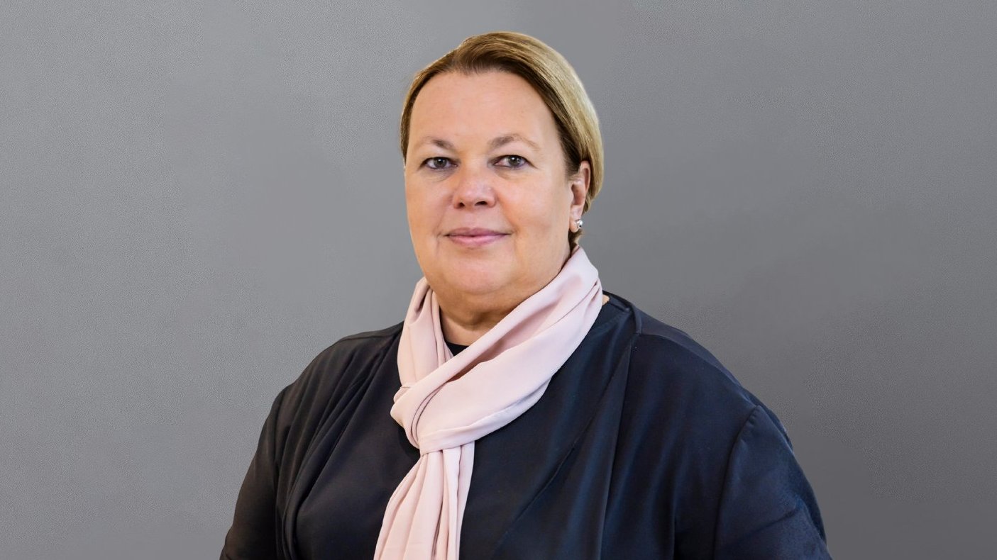 Portraitbild von Ursula Heinen Esser