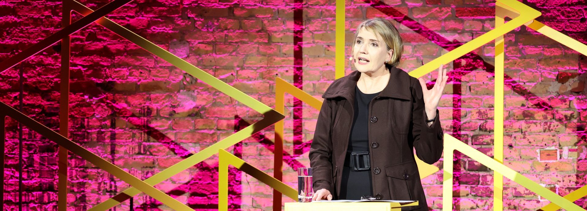 Beschreibung: Die Rede von Dr. Simone Peter auf dem ENERGIEDIALOG 2023