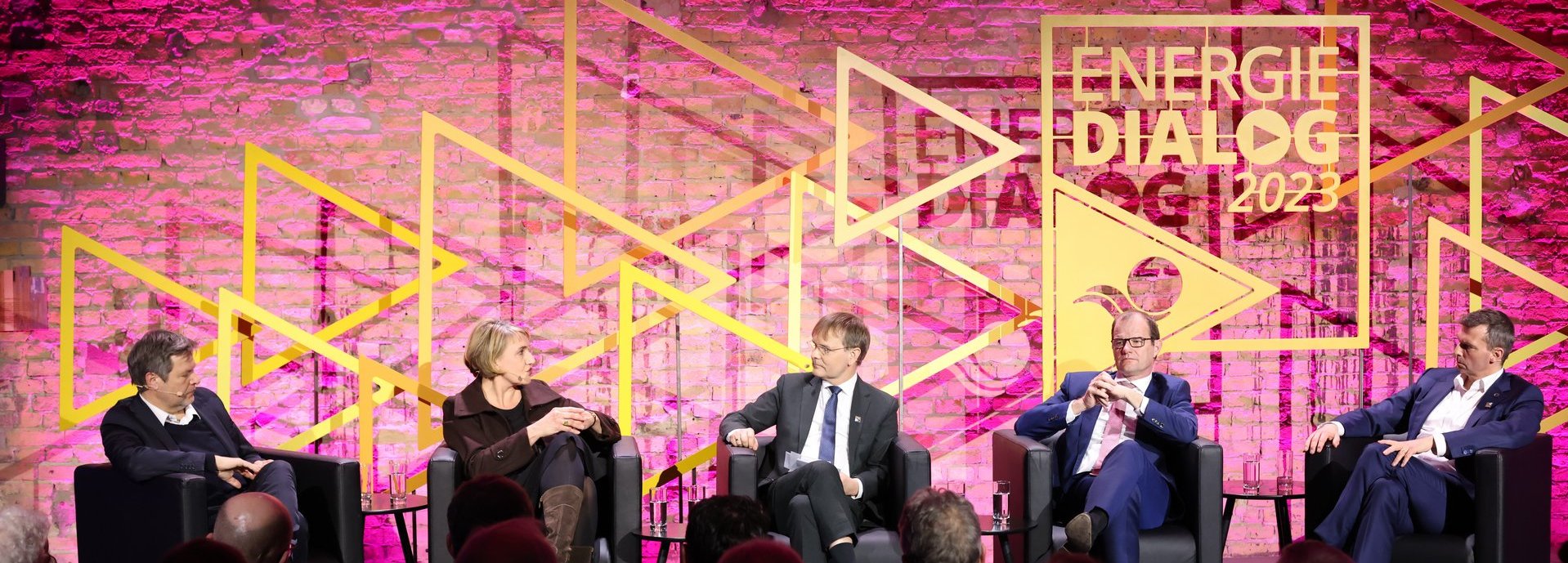 Podiumsdiskussion auf dem ENERGIEDIALOG 2023